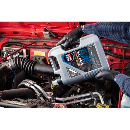 Liqui Moly Top Tec 4600 5W-30: Das Motoröl der Profis